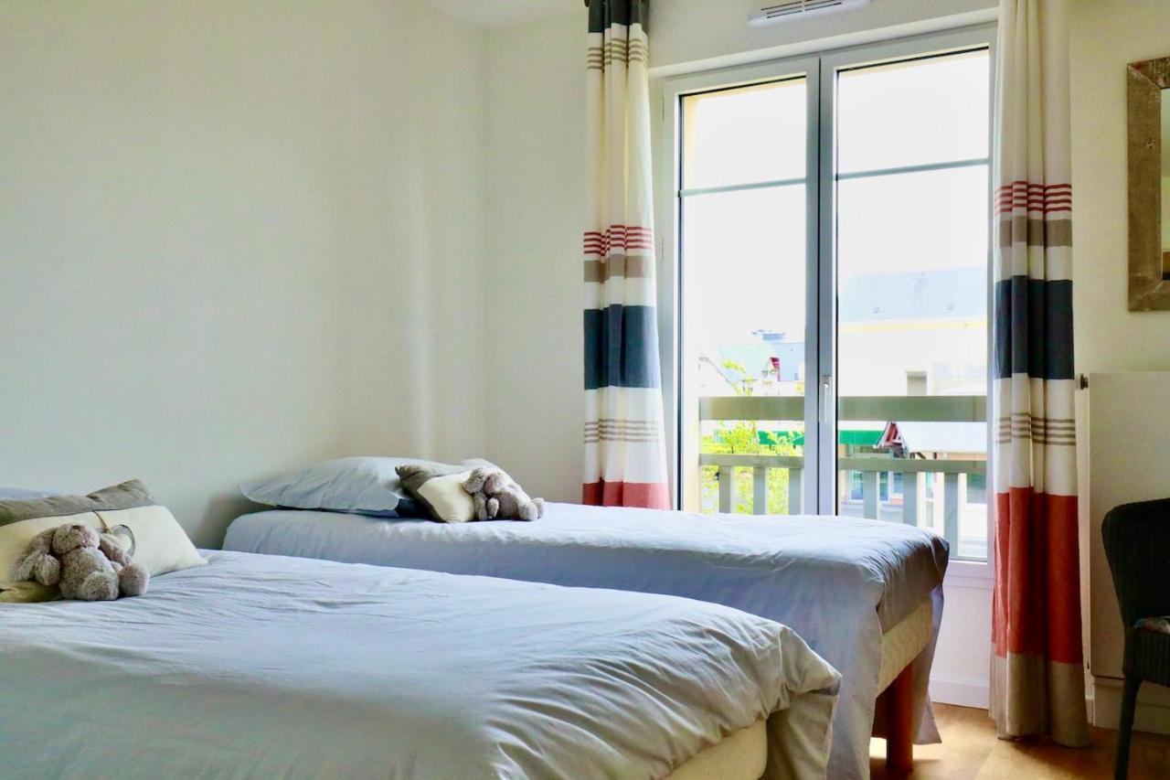 Appartement Des Arts Deauville Exteriör bild