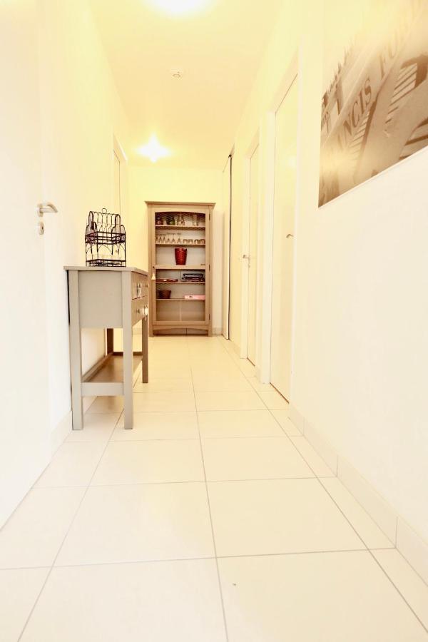 Appartement Des Arts Deauville Exteriör bild